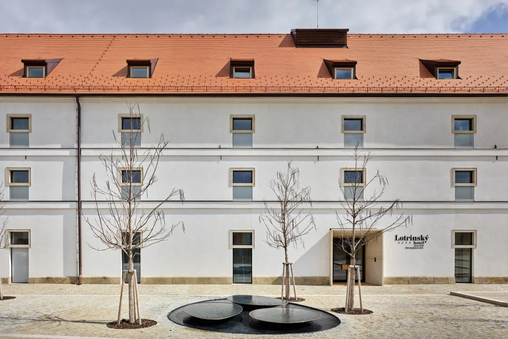 Hotel Lotrinský